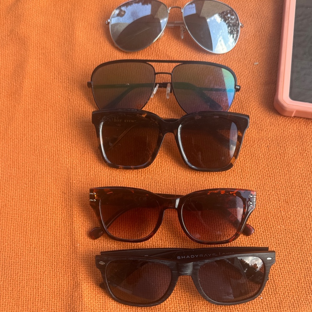 Five-Pair Sunglasses Bundle in Tortoiseshell, Black, Silver and Mirrored Lenses